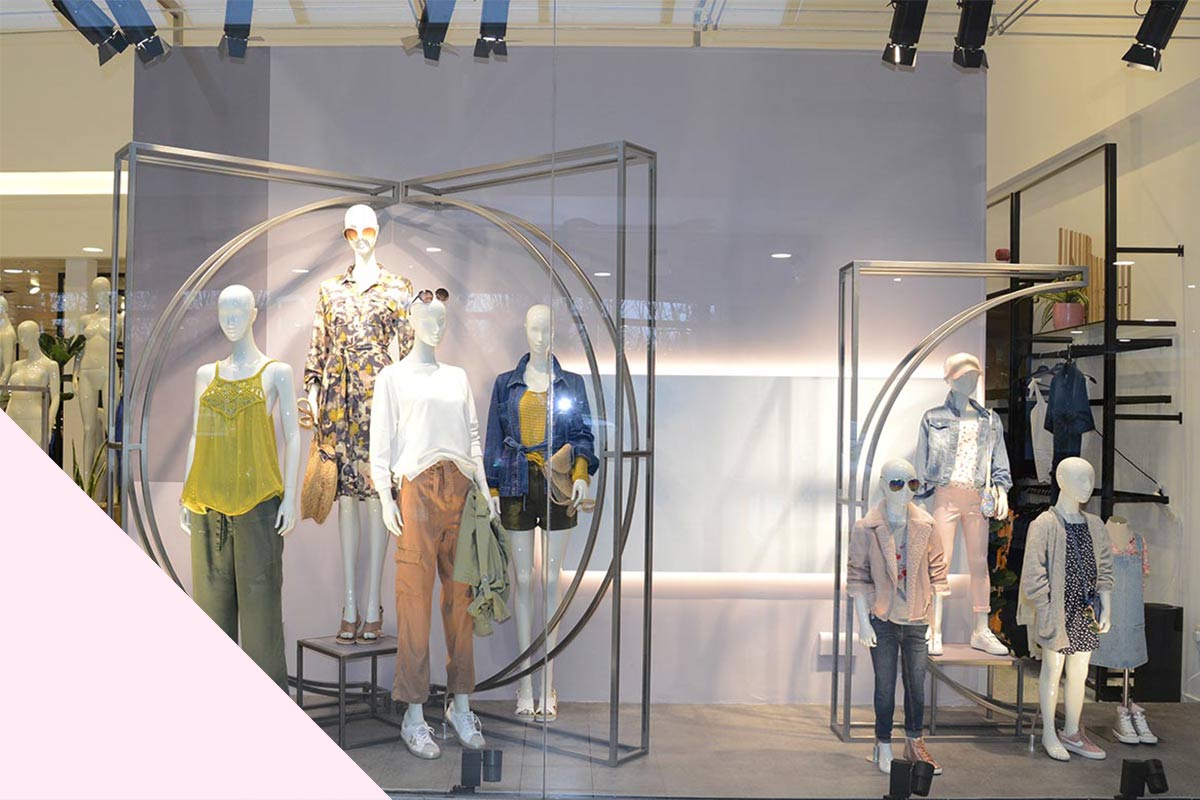 Shop Fittings, Retail Fitting, Store Displays, Bespoke Store Fixtures, Retail Display Systems, Shop Fitters, Retail Fit Outs, Store Fit Outs, Commercial Fitters